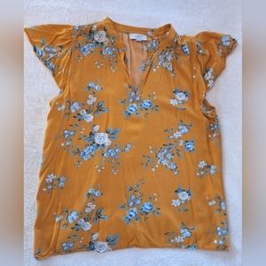 LOFT V-neck short sleeved floral print shirt with flutter sleeves - size medium